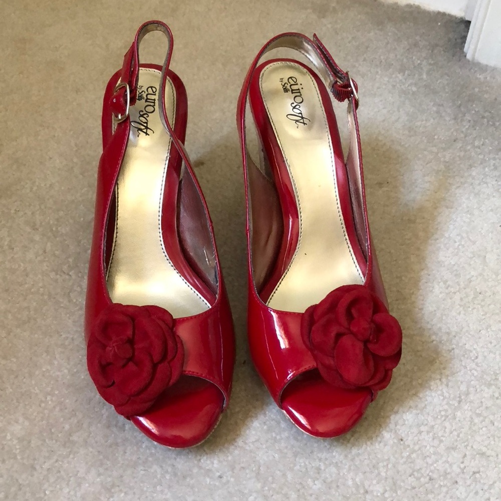 red sling-backs - Picture 5 of 5